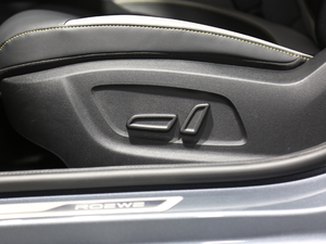 2020300TGI ԄˬĻ{Supreme g