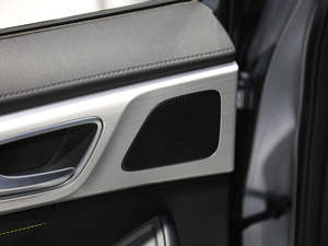 2020300TGI ԄˬĻ{Supreme g