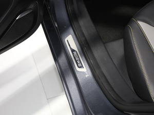 2020300TGI ԄˬĻ{Supreme g