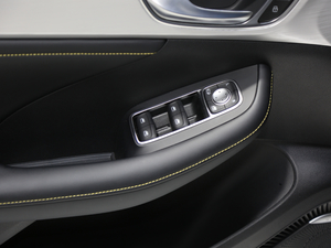 2020300TGI ԄˬĻ{Supreme п؅^