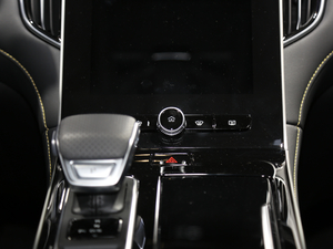 2020300TGI ԄˬĻ{Supreme п؅^