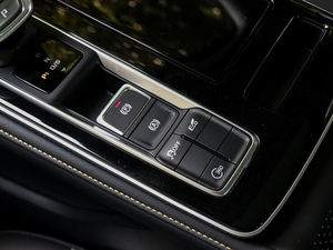 2020300TGI ԄˬĻ{Supreme v܇Ƅ