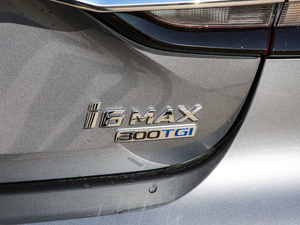 2020300TGI ԄˬĻ{Supreme ^