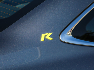 2020300TGI ԄˬĻ{Supreme ^