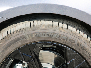 2020300TGI ԄˬĻ{Supreme ݆̥Ʒ