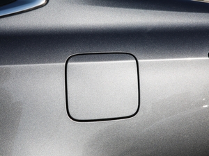 2020300TGI ԄˬĻ{Supreme ^