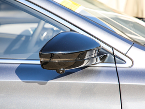 2020300TGI ԄˬĻ{Supreme ^