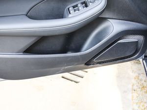 2020300TGI ԄˬĻ{Supreme g