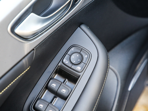 2020300TGI ԄˬĻ{Supreme g