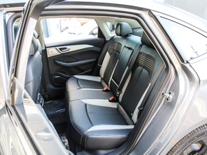 2020300TGI ԄˬĻ{Supreme 