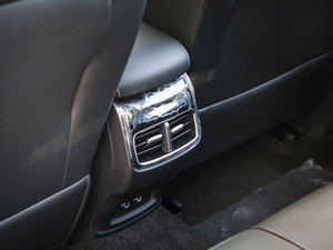 2020300TGI ԄˬĻ{Supreme g