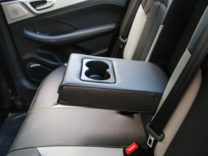 2020300TGI ԄˬĻ{Supreme 