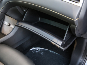 2020300TGI ԄˬĻ{Supreme 