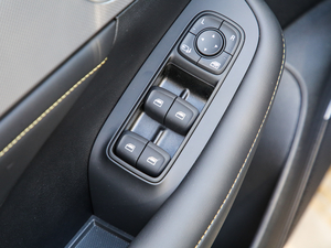 2020300TGI ԄˬĻ{Supreme {܇ƅ^(q)	