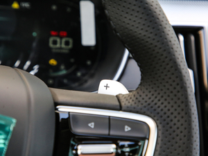 2020300TGI ԄˬĻ{Supreme п؅^