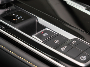 2020300TGI ԄˬĻ v܇Ƅ