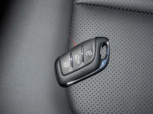 2020300TGI Ԅˬ ܇耳