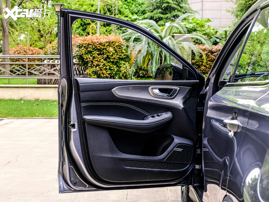 2020sRX5 PLUS 300TGI Ԅ(dng)Ali(gu)s