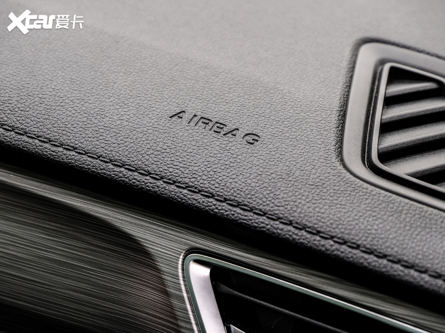 2020sRX5 PLUS 300TGI ԄAlis