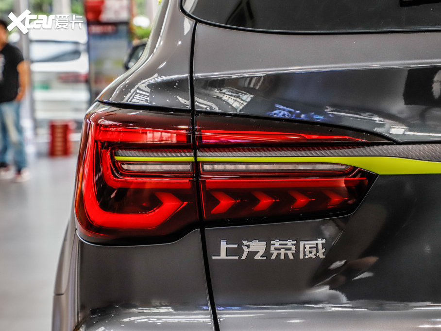 2021sRX5 PLUS 330TGI ԄӇ