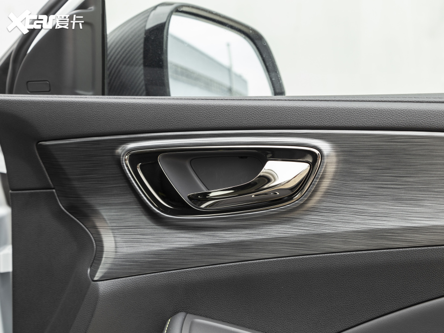 2021sRX5 PLUS 330TGI ԄӇ