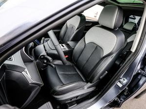 2020PLUS 300TGI ԄAlis g