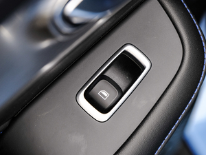 2020PLUS 300TGI ԄAlis g