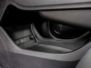 2020PLUS 300TGI ԄAlis g