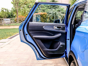 2020PLUS 300TGI ԄAlis ܇T