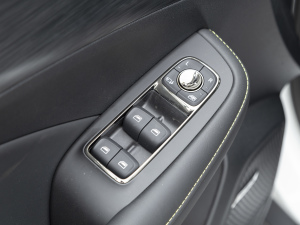 2021PLUS 330TGI ԄӇ {܇ƅ^	