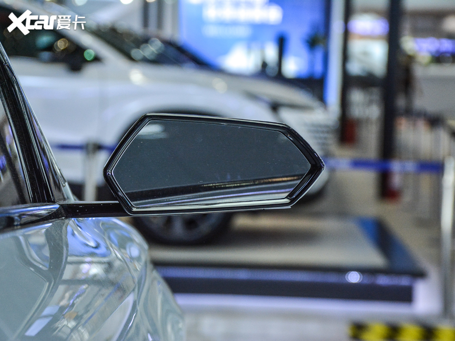 2021wMARVEL R (q)PRO