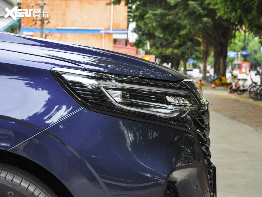 2021siMAX8 400TGI Supremeϵs