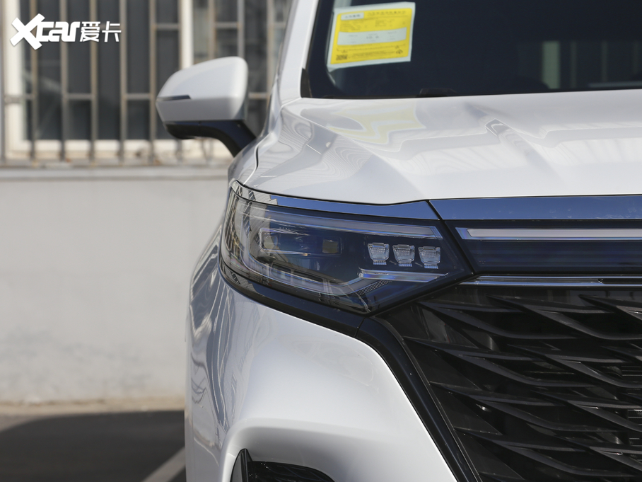 2021siMAX8 400TGI Ş