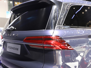 2021400TGI Supremeϵ  ^