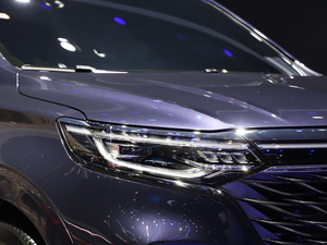 2021400TGI Supremeϵ  ^