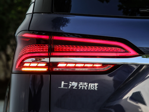 2021400TGI Supremeϵ  ^