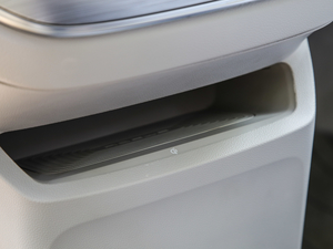 2021400TGI Supremeϵ  g