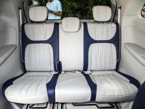 2021400TGI Supremeϵ  g