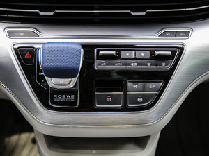 2021400TGI Supremeϵ  п؅^