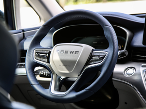 2021400TGI Supremeϵ  п؅^