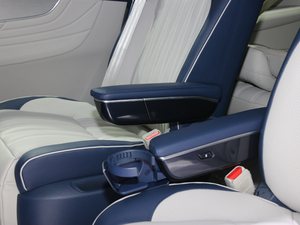 2021400TGI Supremeϵ  g