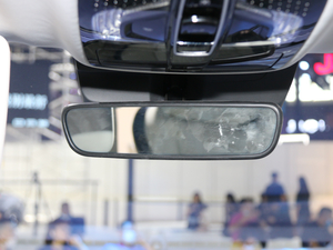 2021400TGI Supremeϵ  g