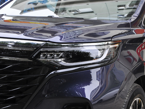 2021400TGI Supremeϵs ^