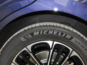 2021400TGI Supremeϵs ݆̥Ʒ