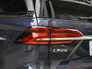 2021400TGI Supremeϵs ^