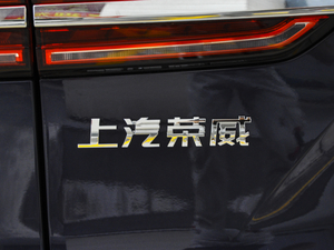 2021400TGI Supremeϵs ^