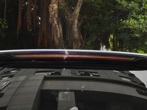 2021400TGI Supremeϵs ^