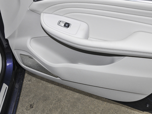 2021400TGI Supremeϵs g