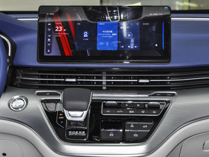 2021400TGI Supremeϵs {L