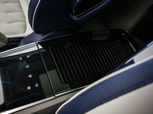 2021400TGI Supremeϵs g